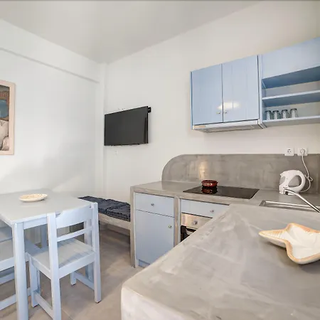 Fanouris Condo - Adults Only