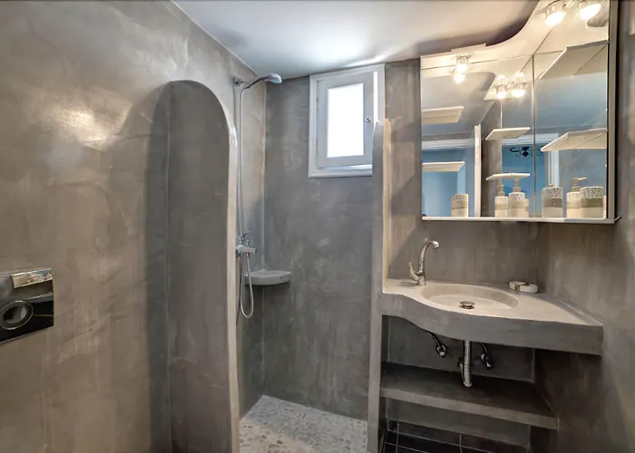 Fanouris Condo - Adults Only Kamári