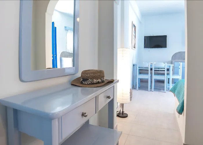 Fanouris Condo - Adults Only *