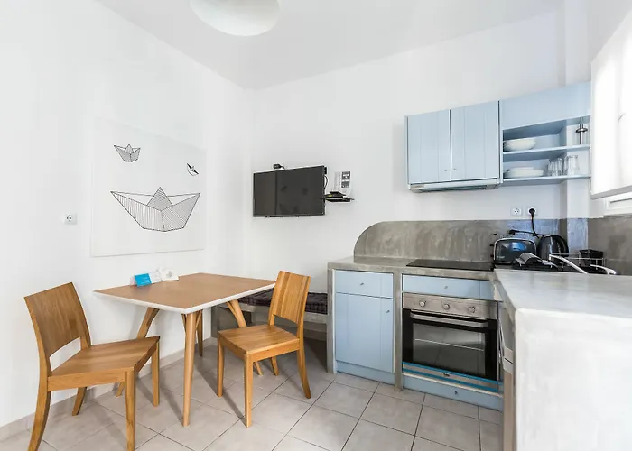 Fanouris - Adults Only Kamári