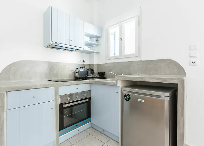 Fanouris Condo - Adults Only Apartment Kamári