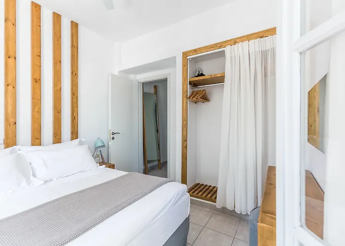 Fanouris Condo - Adults Only